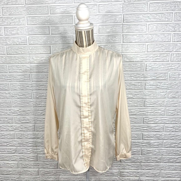 Vintage Tops - Vintage Venice Cream Pleated Shirt